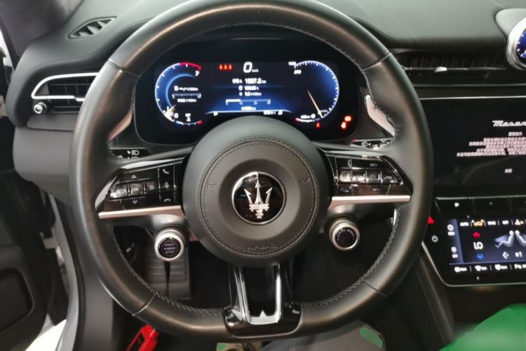 Used Maserati Grecale 2023 2.0T GT Steering Wheel