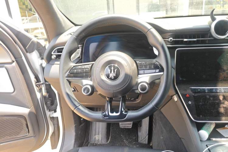 Used Maserati Grecale 2023 2.0T GT Steering Wheel