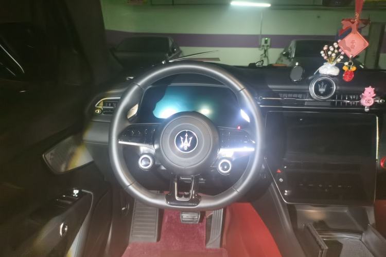 Used Maserati Grecale 2023 2.0T GT Steering Wheel