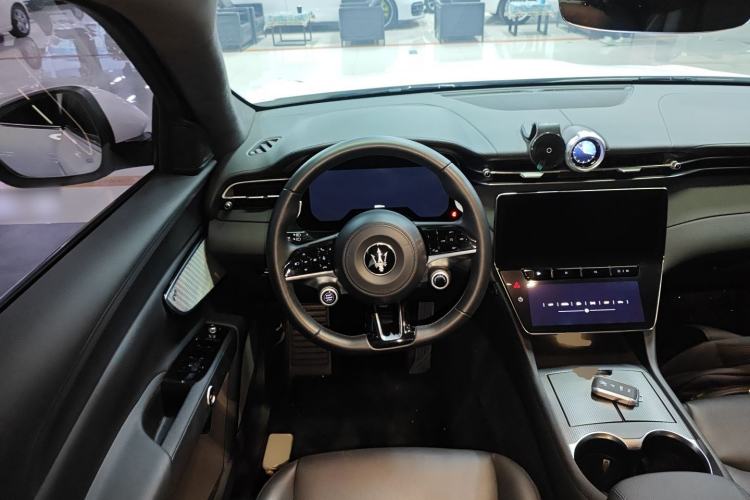 Used Maserati Grecale 2023 2.0T GT Steering Wheel
