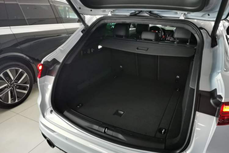 Used Maserati Grecale 2023 2.0T GT Trunk