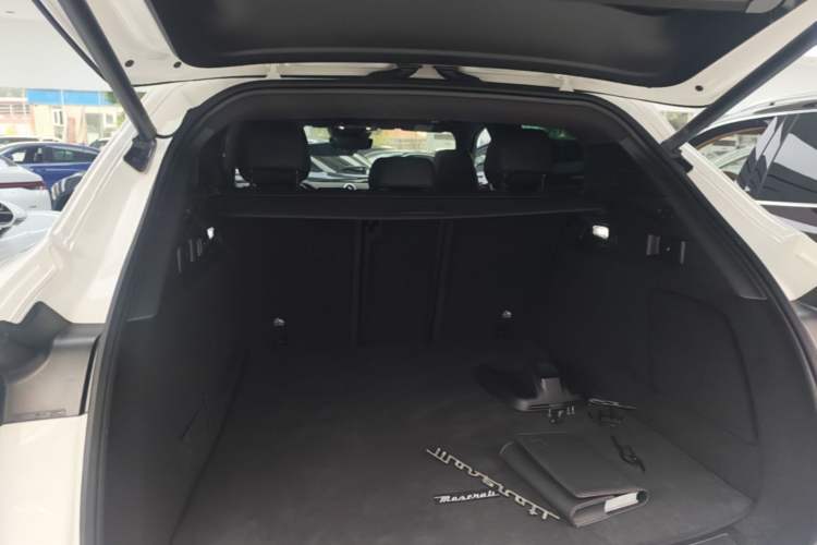 Used Maserati Grecale 2023 2.0T GT Trunk