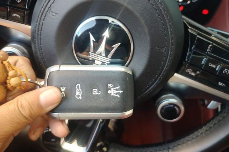Used Maserati Grecale 2023 2.0T GT Vehicle Key
