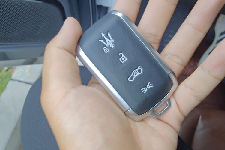 Used Maserati Grecale 2023 2.0T GT Vehicle Key
