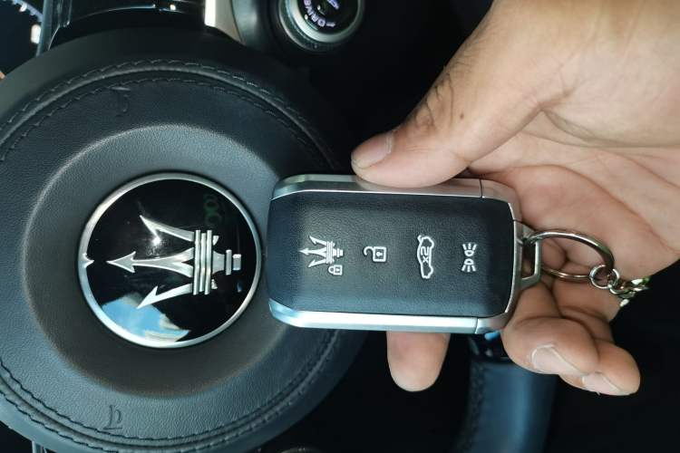 Used Maserati Grecale 2023 2.0T GT Vehicle Key