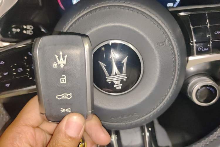Used Maserati Grecale 2023 2.0T GT Vehicle Key