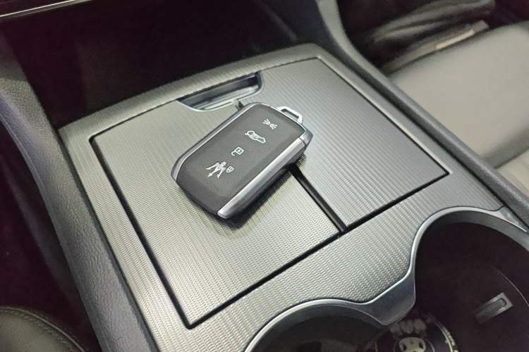 Used Maserati Grecale 2023 2.0T GT Vehicle Key