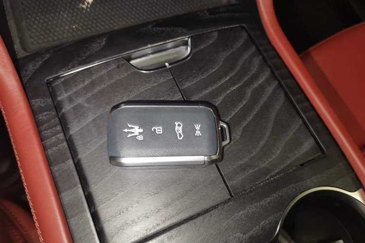 Used Maserati Grecale 2024 2.0T Modena Vehicle Key
