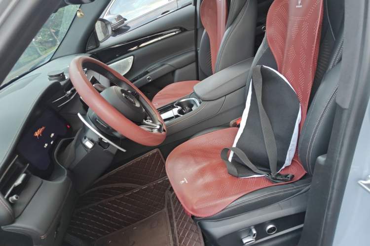 Used Maserati Grecale New Energy 2024 Folgore Left Front Seat