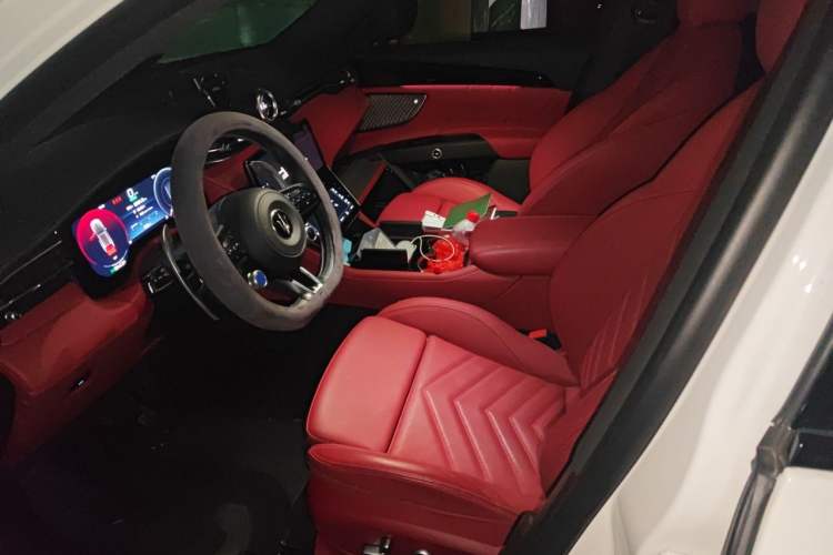 Used Maserati Grecale New Energy 2024 Folgore Left Front Seat