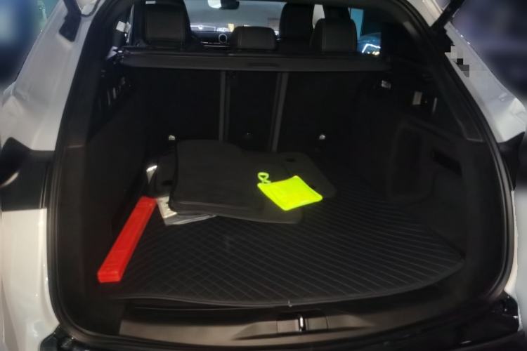 Used Maserati Grecale New Energy 2025 Folgore Trunk