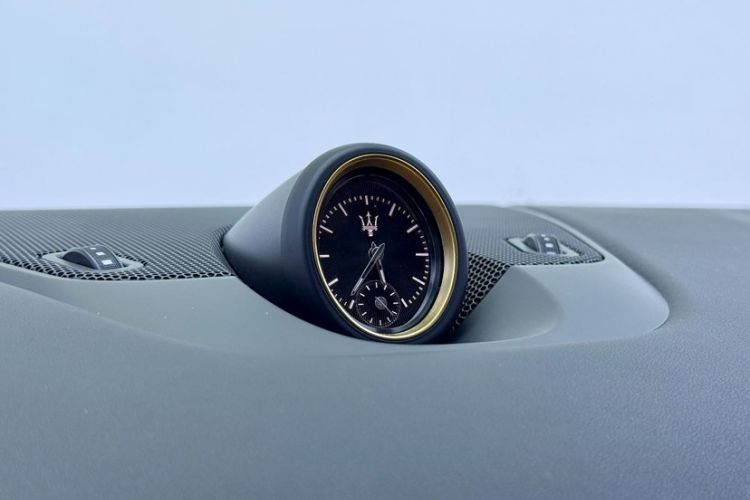 Used Maserati Levante 2019 3.0T Luxury Edition China VI Standard Interior 1