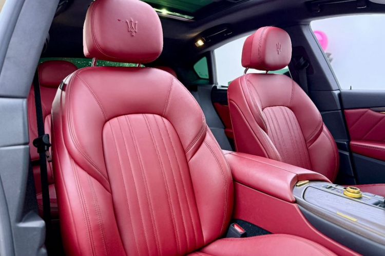 Used Maserati Levante 2019 3.0T Luxury Edition China VI Standard Interior 11