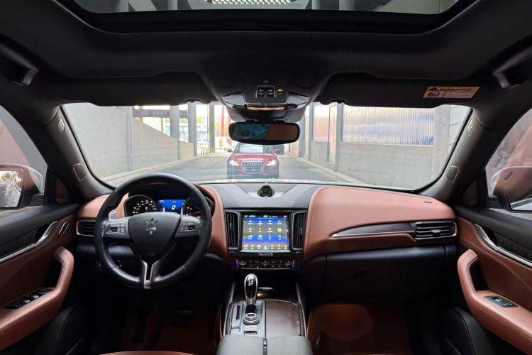 Used Maserati Levante 2018 3.0T Sport Edition Interior 1