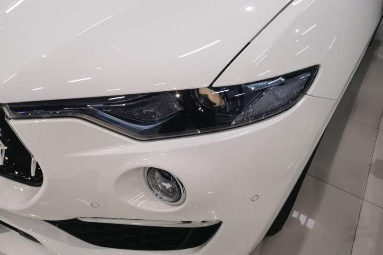 Used Maserati Levante 2022 2.0T GT Sharp Edition Left Front Headlight