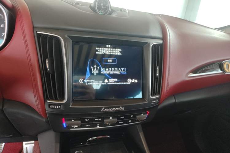 Used Maserati Levante 2016 3.0T Standard Edition Audio And AC Panel