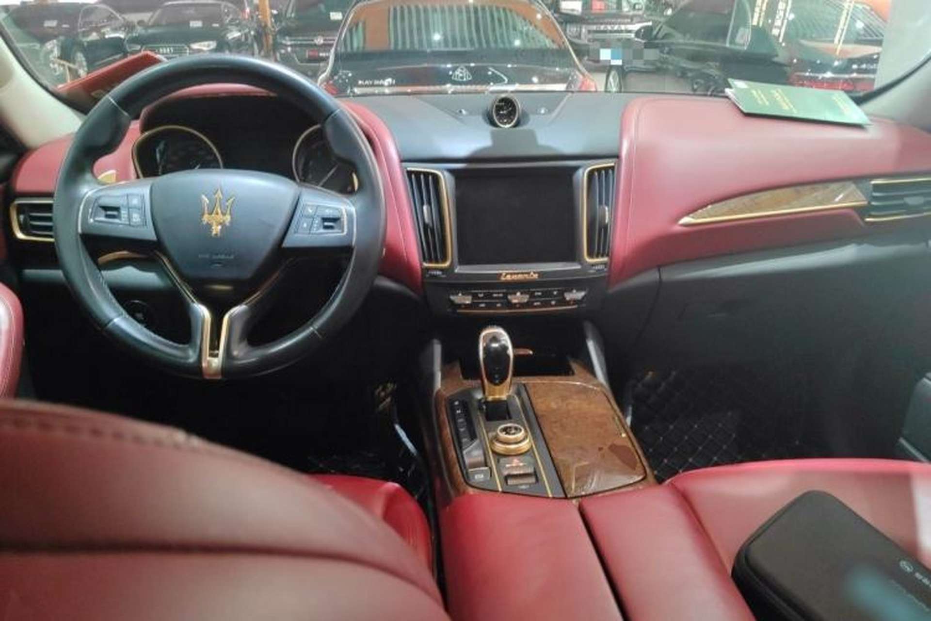 Used Maserati Levante 2016 3.0T Standard Edition Center Console