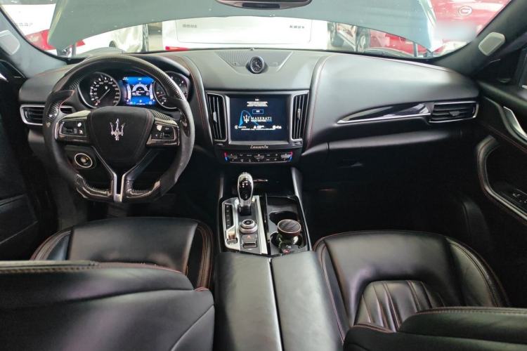 Used Maserati Levante  Center Console