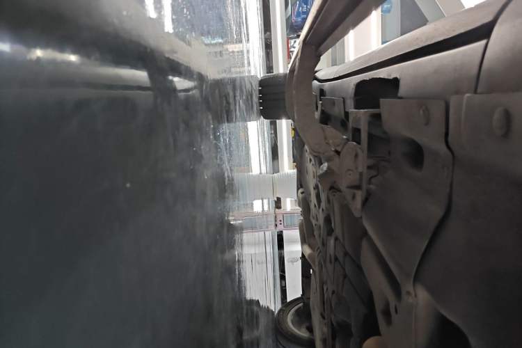 Used Maserati Levante 2016 3.0T Standard Edition Chassis Front Right