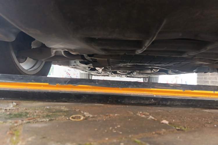 Used Maserati Levante 2016 3.0T Standard Edition Chassis Rear Left