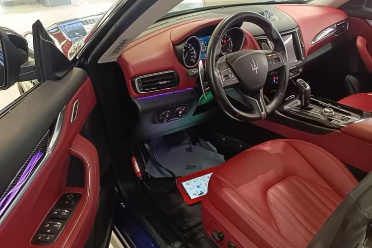 Used Maserati Levante 2016 3.0T Standard Edition Driver Seat
