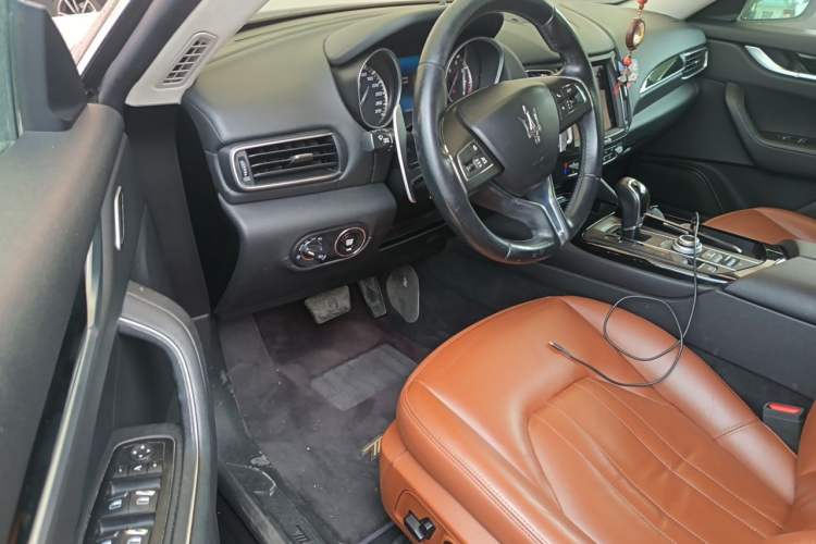 Used Maserati Levante 2016 3.0T Standard Edition Driver Seat