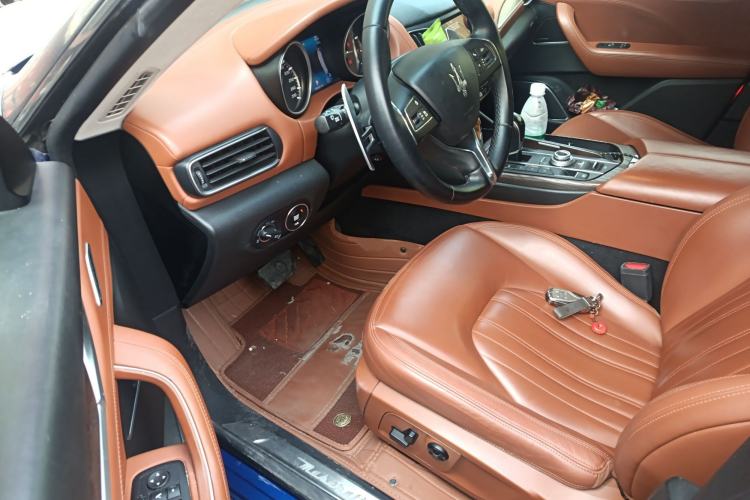 Used Maserati Levante 2016 3.0T Standard Edition Driver Seat