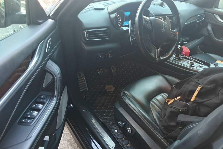 Used Maserati Levante 2016 3.0T Standard Edition Driver Seat