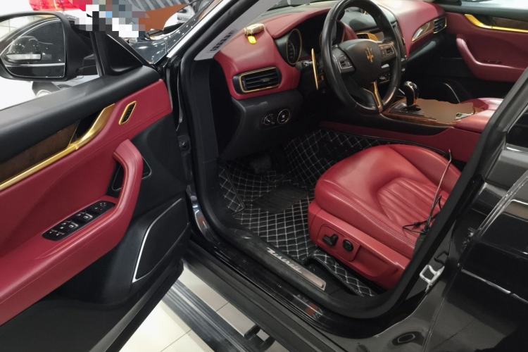 Used Maserati Levante 2016 3.0T Standard Edition Driver Seat