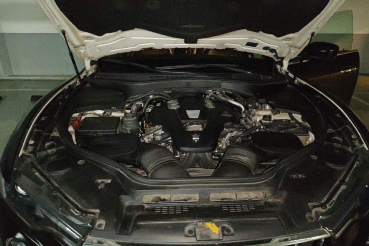 Used Maserati Levante 2016 3.0T Standard Edition Engine Bay
