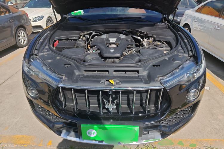 Used Maserati Levante 2016 3.0T Standard Edition Engine Bay