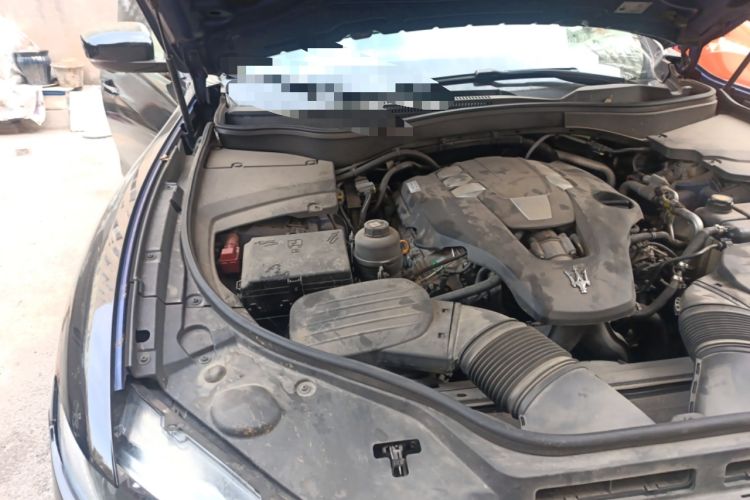 Used Maserati Levante 2016 3.0T Standard Edition Engine Bay Right