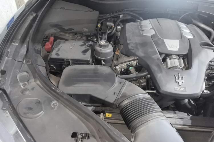Used Maserati Levante 2016 3.0T Standard Edition Engine Bay Right