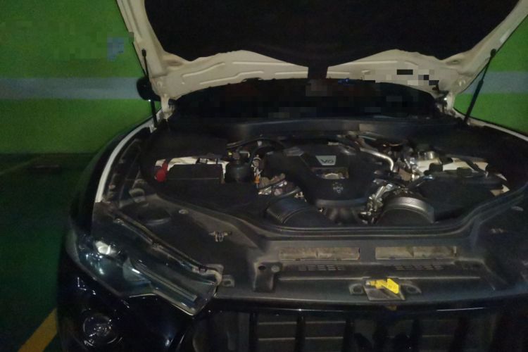 Used Maserati Levante 2016 3.0T Standard Edition Engine Bay Right