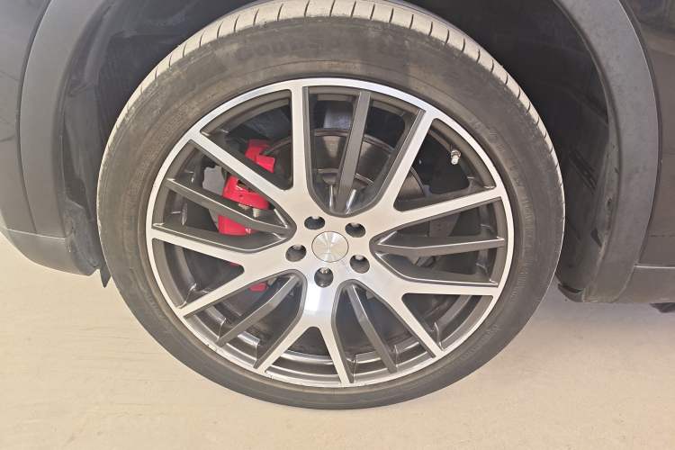 Used Maserati Levante 2016 3.0T Standard Edition Exterior 4