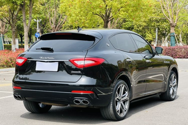 Used Maserati Levante 2016 3.0T Standard Edition Exterior 4