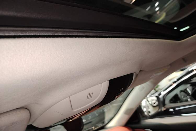 Used Maserati Levante 2016 3.0T Standard Edition Headliner