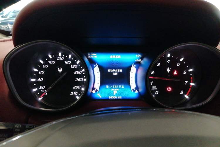 Used Maserati Levante 2016 3.0T Standard Edition Instrument Cluster