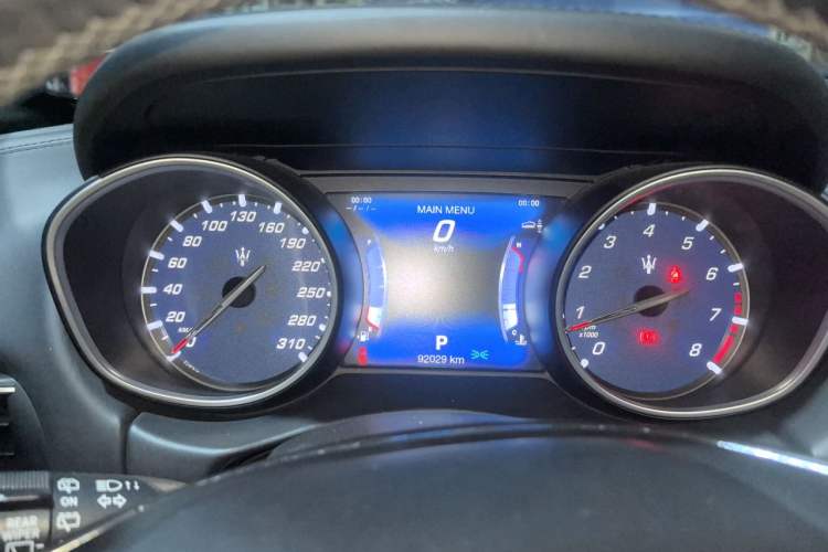 Used Maserati Levante 2016 3.0T Standard Edition Instrument Cluster