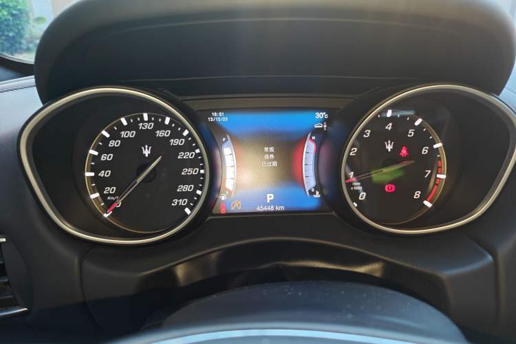 Used Maserati Levante 2016 3.0T Standard Edition Instrument Cluster