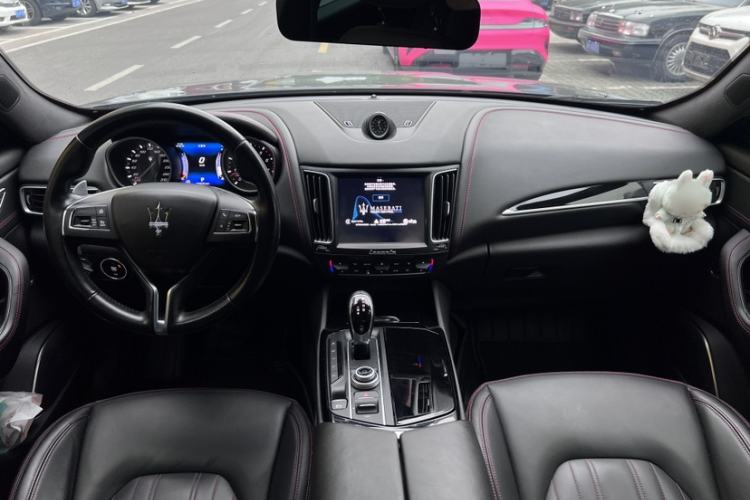 Used Maserati Levante 2016 3.0T Standard Edition Interior 1