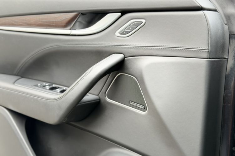 Used Maserati Levante 2016 3.0T S Standard Model Interior 10