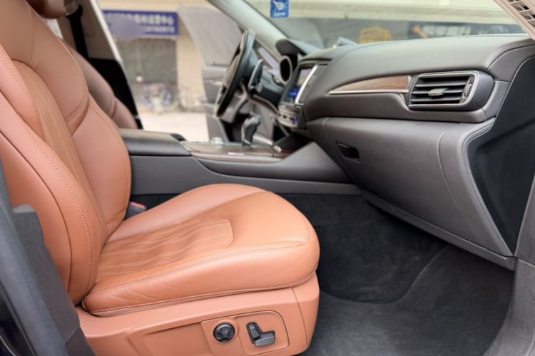 Used Maserati Levante 2016 3.0T S Standard Model Interior 11