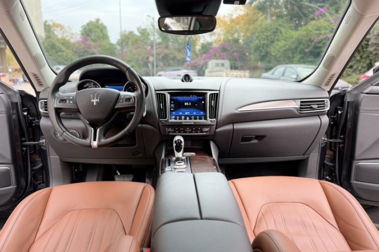 Used Maserati Levante 2016 3.0T S Standard Model Interior 2