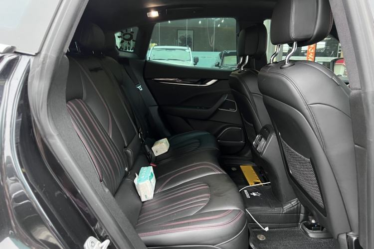 Used Maserati Levante 2016 3.0T Standard Edition Interior 7