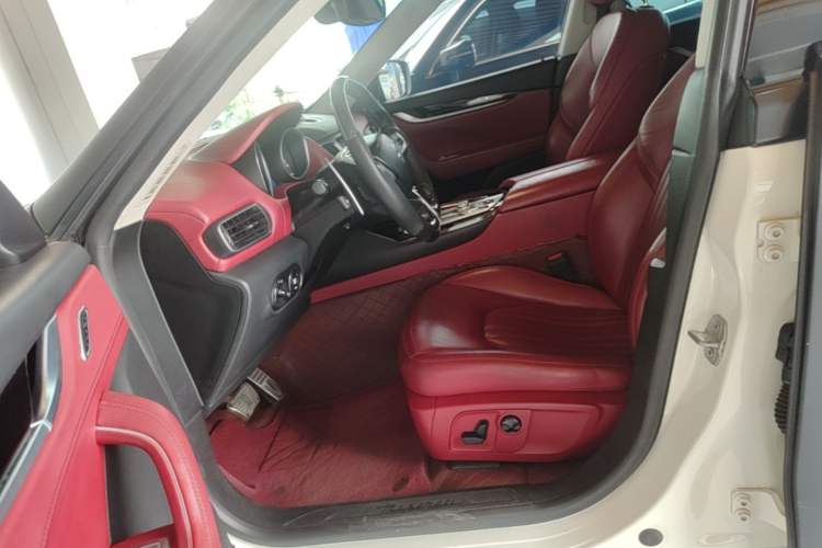 Used Maserati Levante 2016 3.0T Standard Edition Left Front Seat