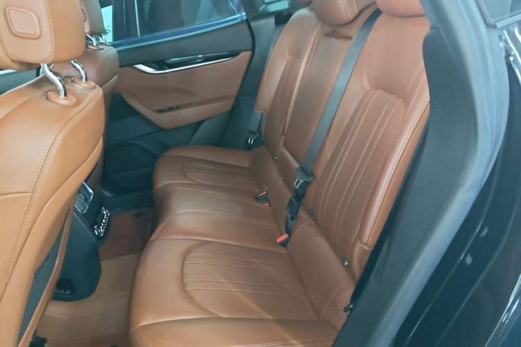 Used Maserati Levante 2016 3.0T Standard Edition Left Rear Seat