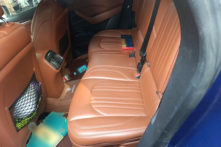 Used Maserati Levante 2016 3.0T Standard Edition Left Rear Seat