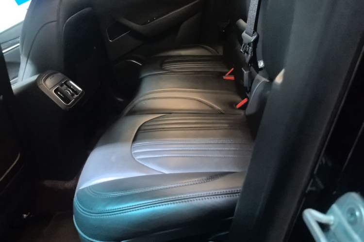 Used Maserati Levante 2016 3.0T Standard Edition Left Rear Seat