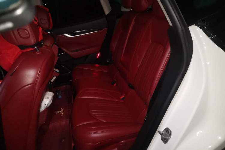 Used Maserati Levante 2016 3.0T Standard Edition Left Rear Seat